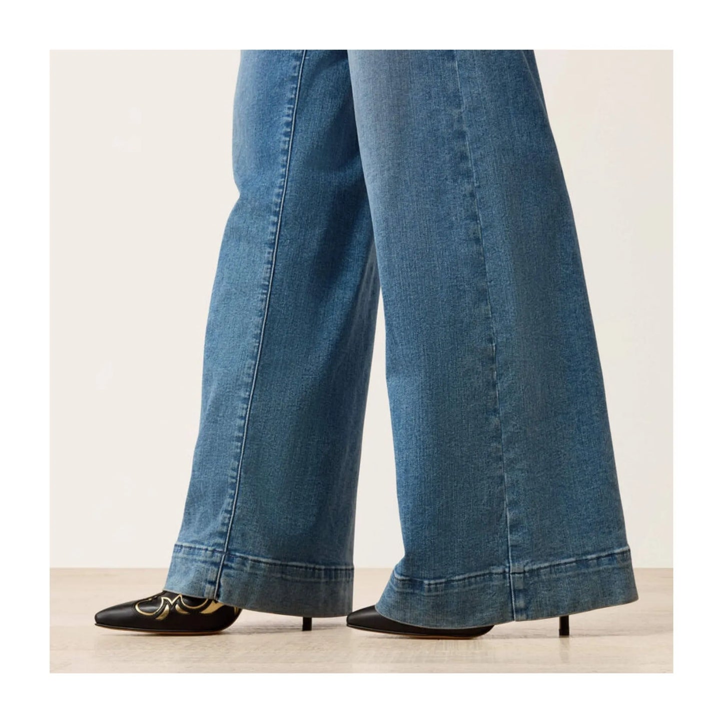 Ariat Women's High Rise Revel Vilma Ultrastretch Wide Leg Jeans