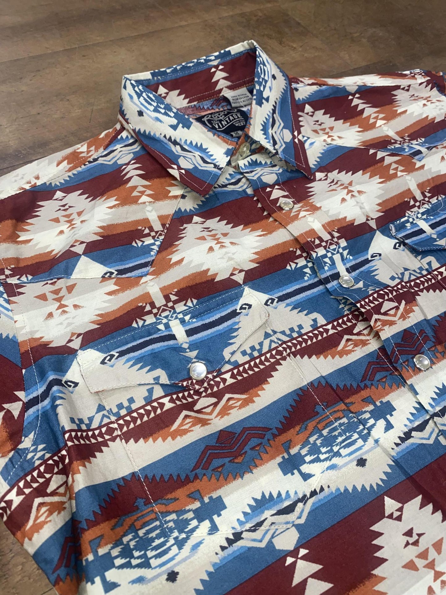 Roper Men's Vintage 1995 Horizontal Aztec Serape Long Sleeve Snap Shirt