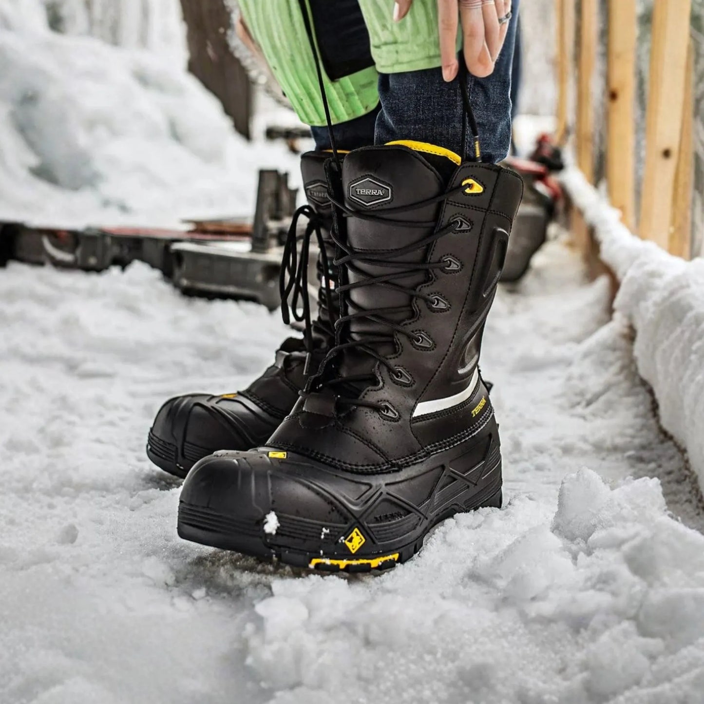 Terra Men's Crossbow 8" Composite Toe Winter Work Boots