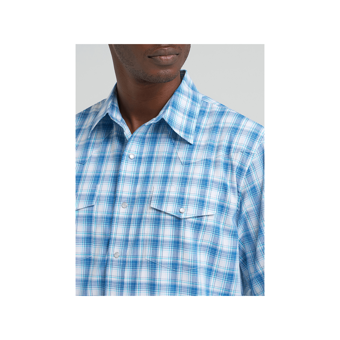 Wrangler Men's Wrinkle Resistant Blue Plaid Snap Short Sleeve Shirt - Wrangler