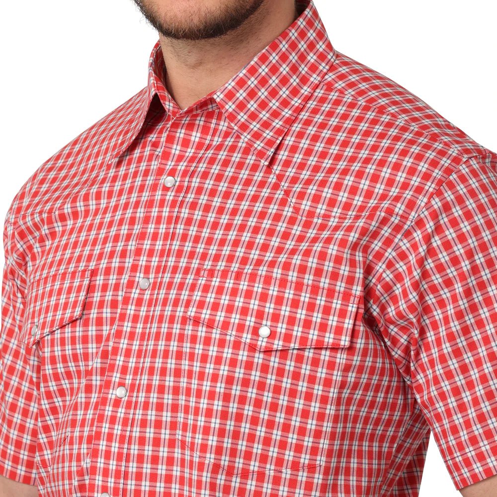 Wrangler Men’s Shirt Short Sleeve Relaxed Stain & Wrinkle Resist