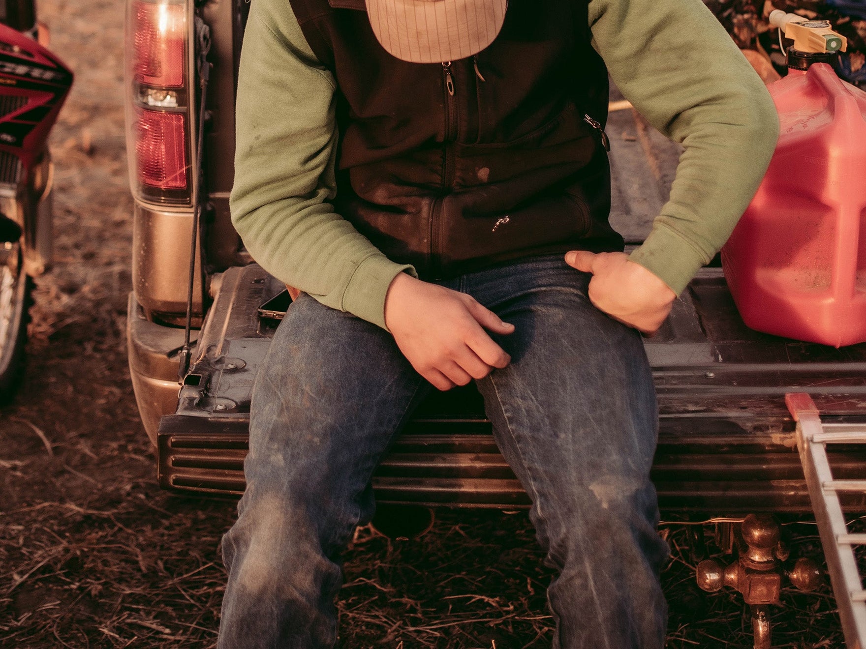 4 Questions to Find the Right Men’s Wrangler Jeans For You at Wei’s Western Wear - Wei's Western Wear