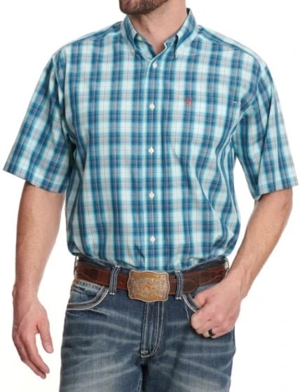 Ariat Men’s Shirt Short Sleeve Classic Fit Wrinkle Free Enzo