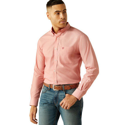 Ariat Men's Wrinkle Free Solid Fitted Shirt Red