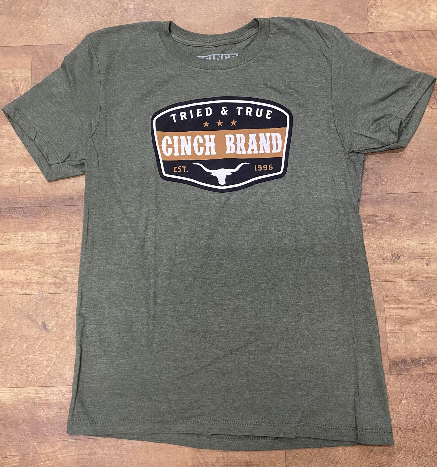 Cinch Men's Casual Logo Short Sleeve T-Shirt In Olive