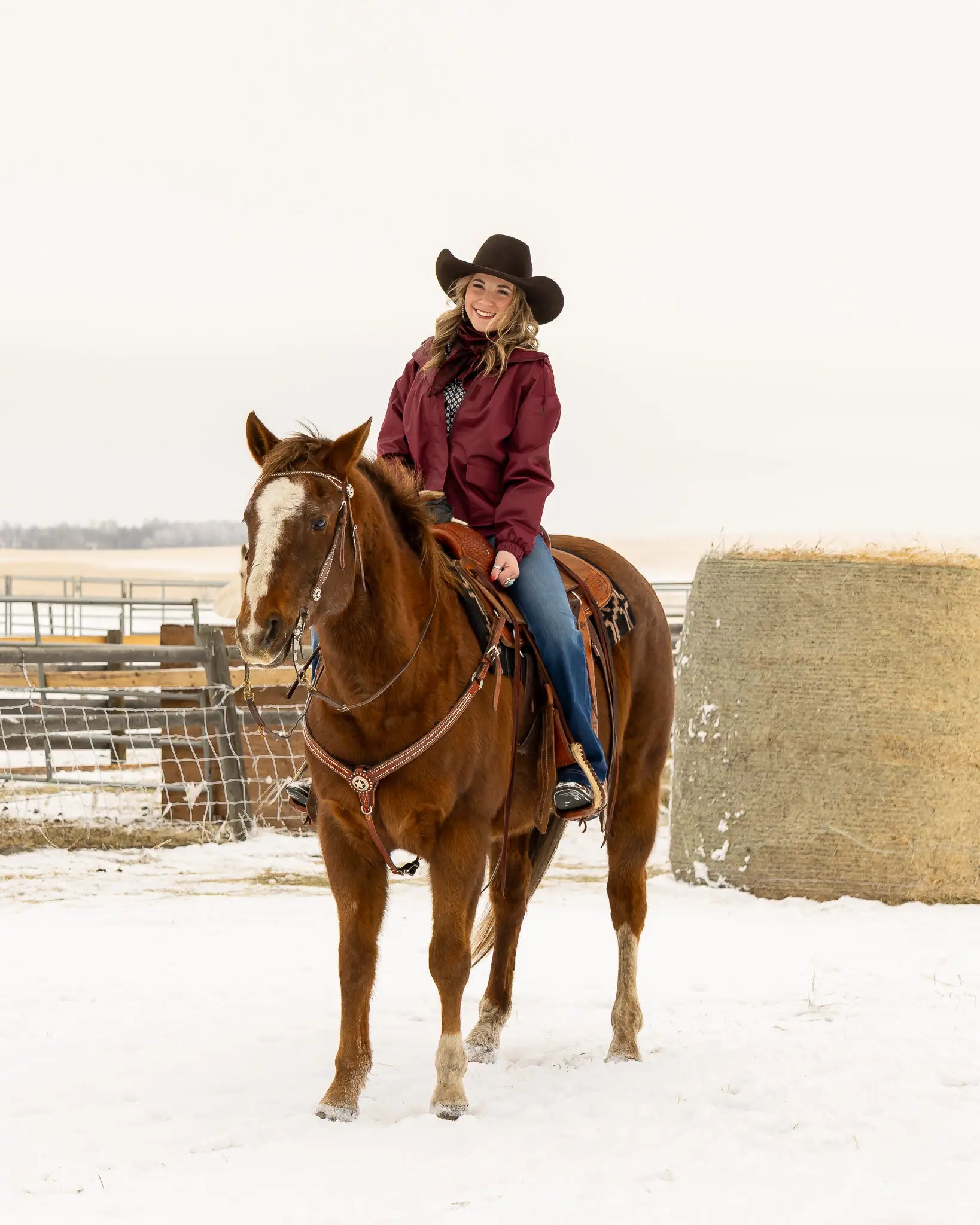 Cinch Women's Rain Jacket Burgandy weis-western-wear