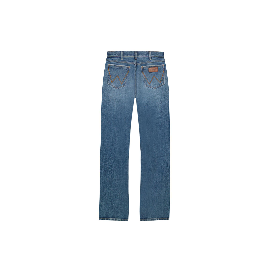 Wrangler Men's Retro Relaxed Boot Cut Jean