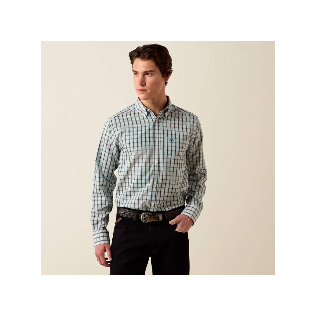 Ariat Men's Wrinkle Free Bern Fitted Long Sleeve Western Shirt