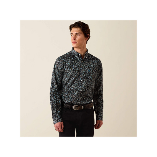 Ariat Men's Wrinkle Free Barrette Fitted Long Sleeve Western Shirt