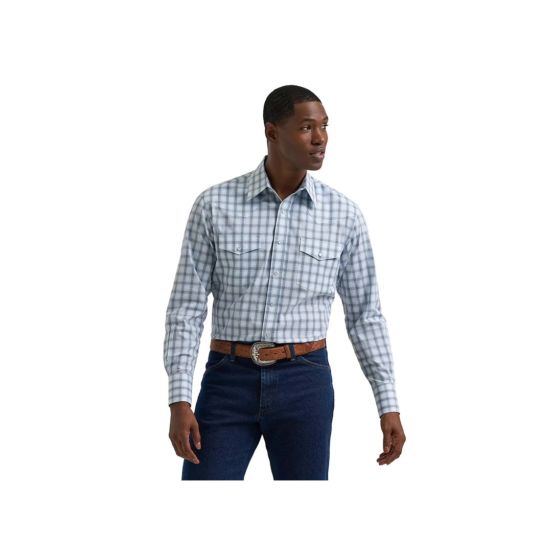 Wrangler Men's Wrinkle Resistant Blue Plaid Long Sleeve Western Shirt
