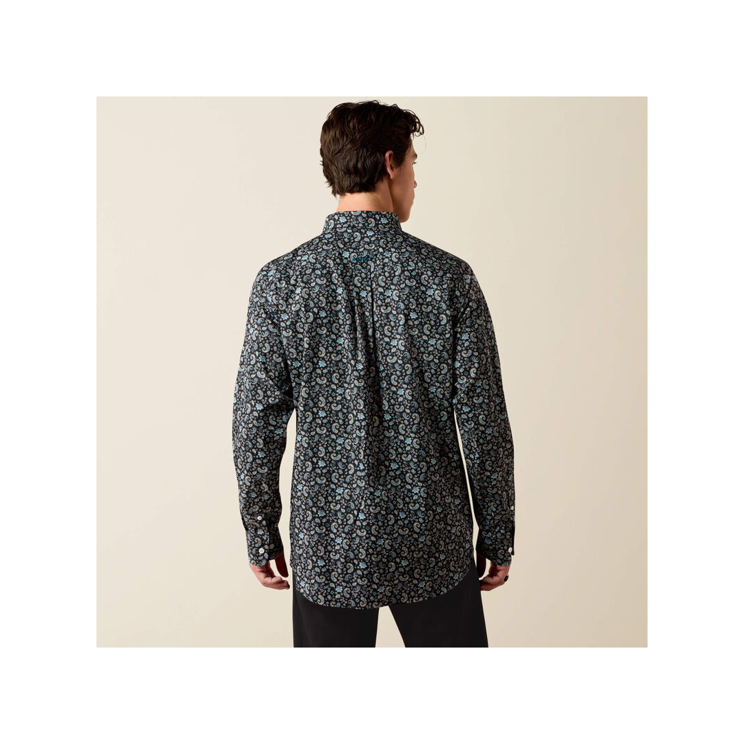 Ariat Men's Wrinkle Free Barrette Fitted Long Sleeve Western Shirt