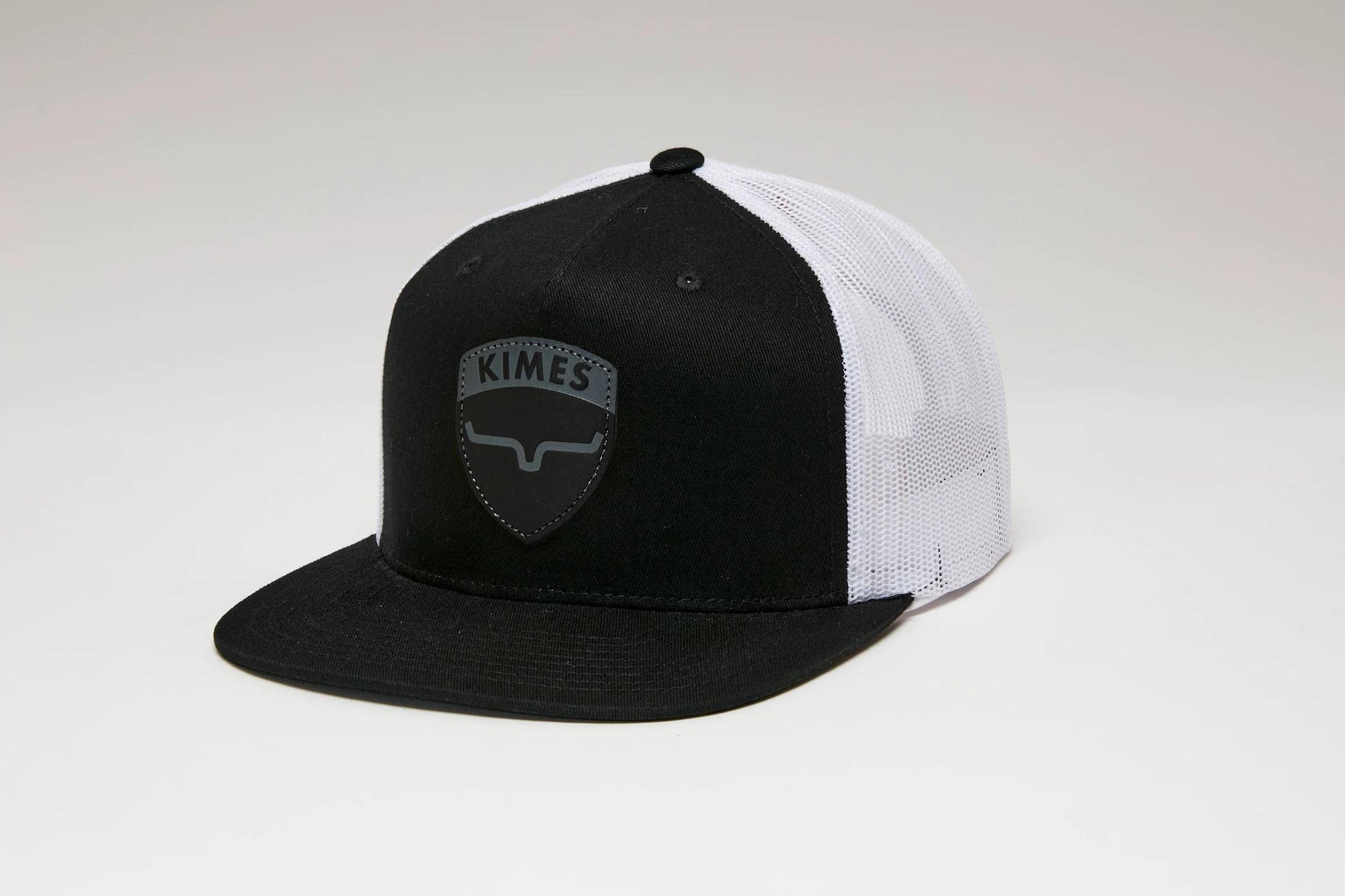 Kimes Ranch Falcon Trucker Hat In Black