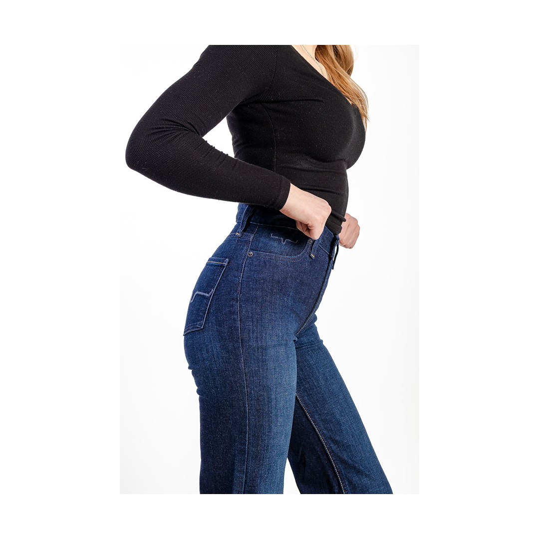 Kimes Ranch Olivia wide leg high-rise jean showing close-up of high waist and side pocket profile.