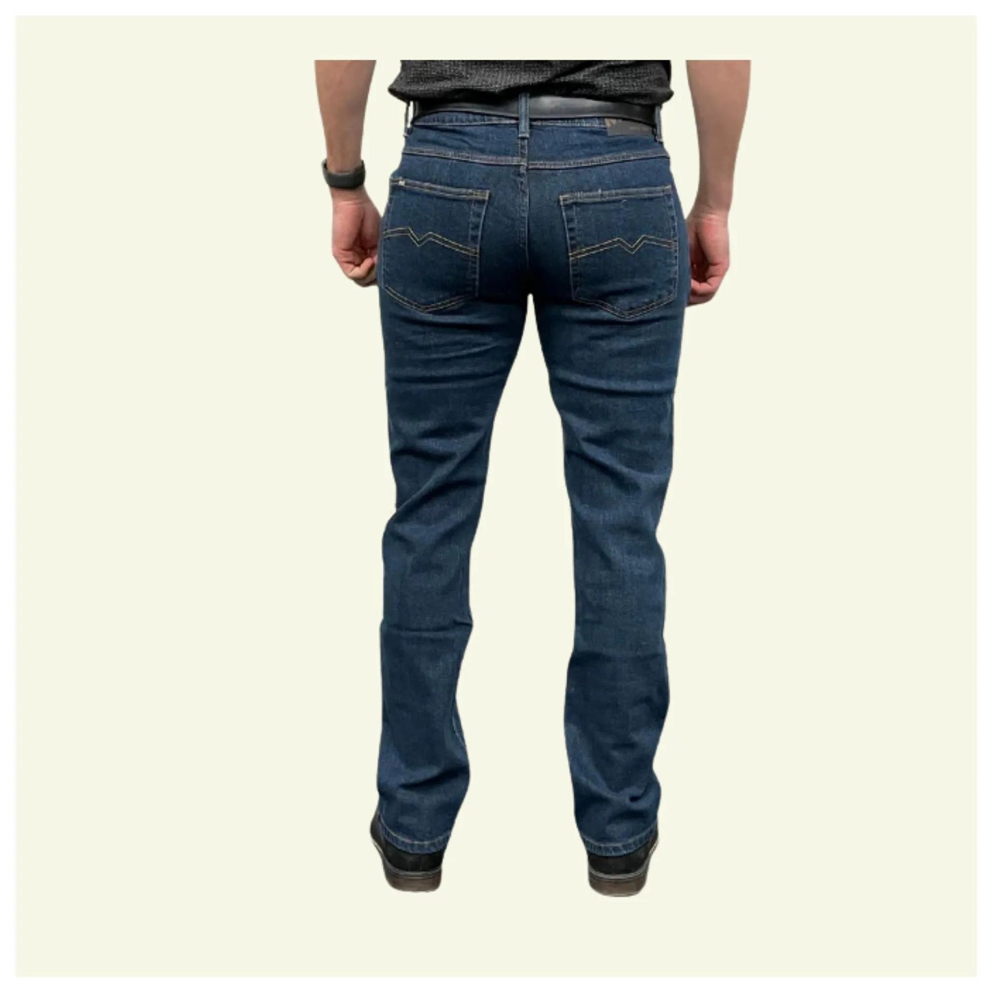 MWG Apparel Men's Straight Leg Jean