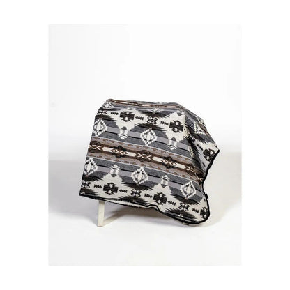 Rock & Roll Jacquard Berber Lined Blanket weis-western-wear