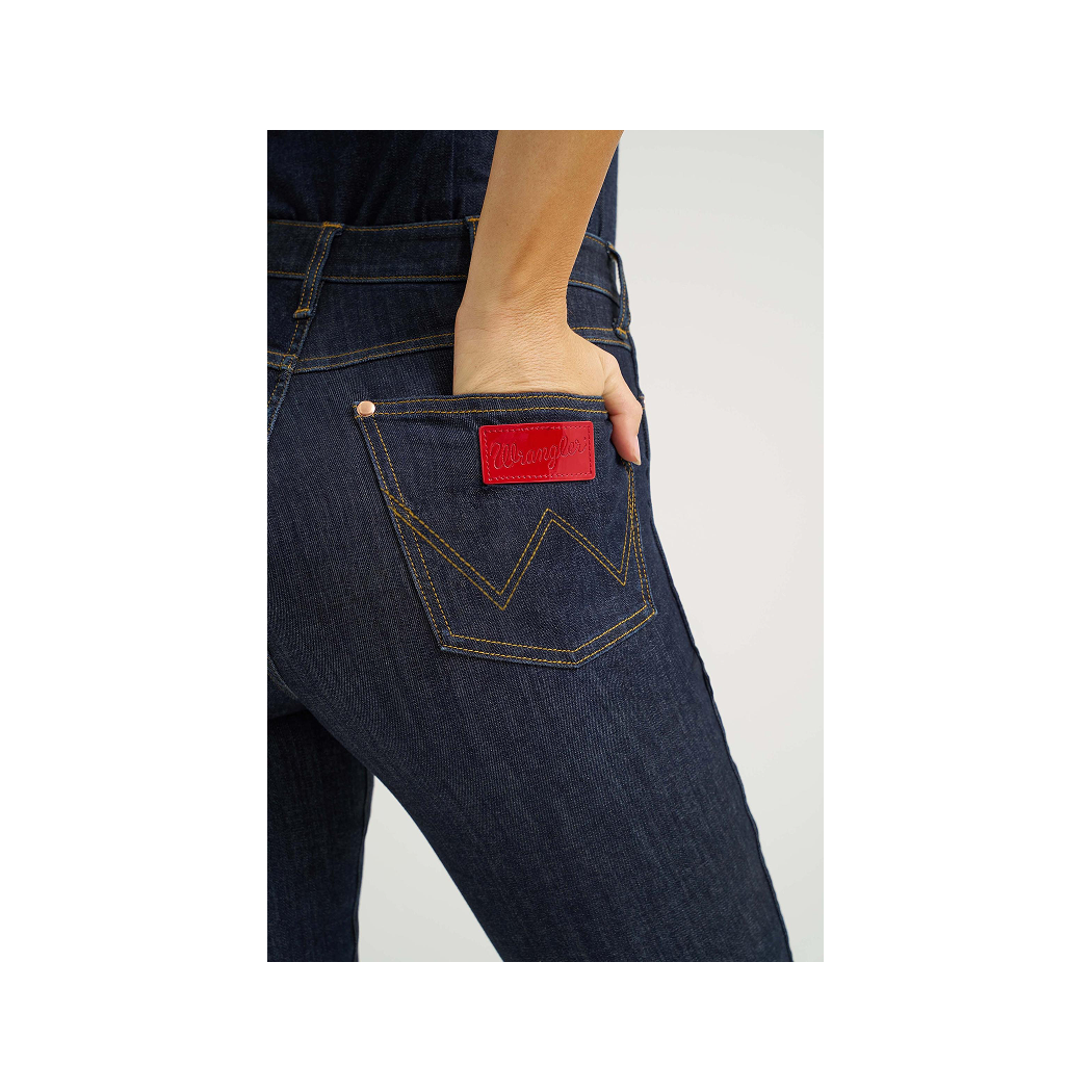 Wrangler Women's Lainey Wilson Flare Jean weis-western-wear