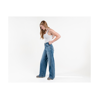 Ariat Women's High Rise Revel Vilma Ultrastretch Wide Leg Jeans
