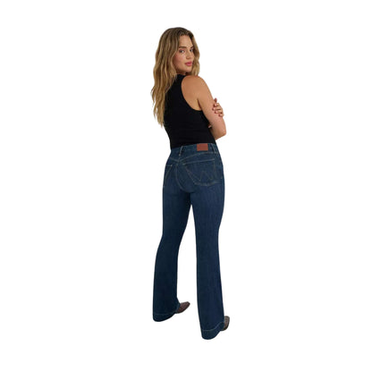 Wrangler Women's Bespoke High Rise Trouser Jean