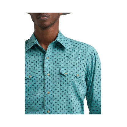 Wrangler Men's Modern Fit Long Sleeve Turqoiuse Western Shirt