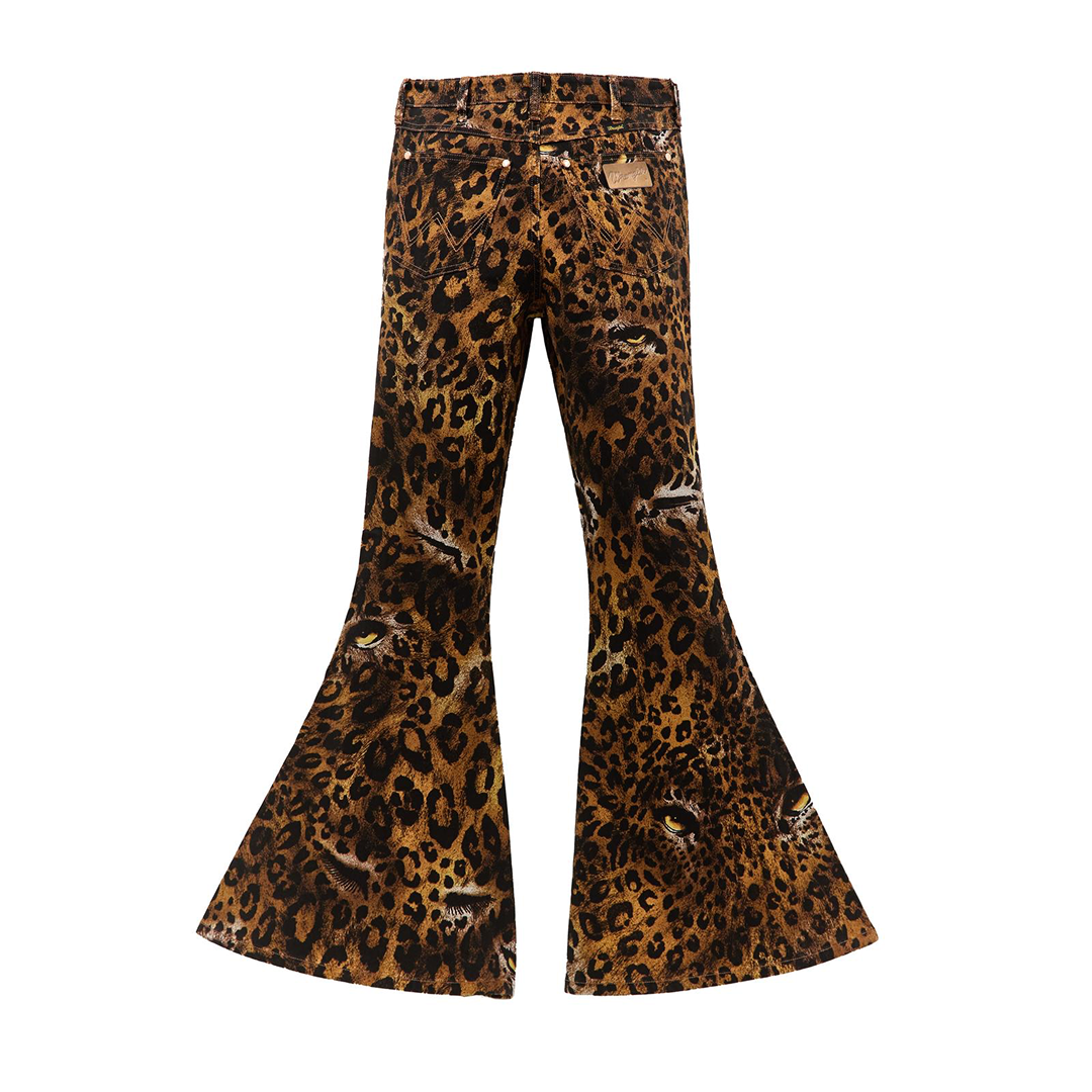 Wrangler X Lainey Wilson leopard print bell bottom jean showing close-up of the front button closure.