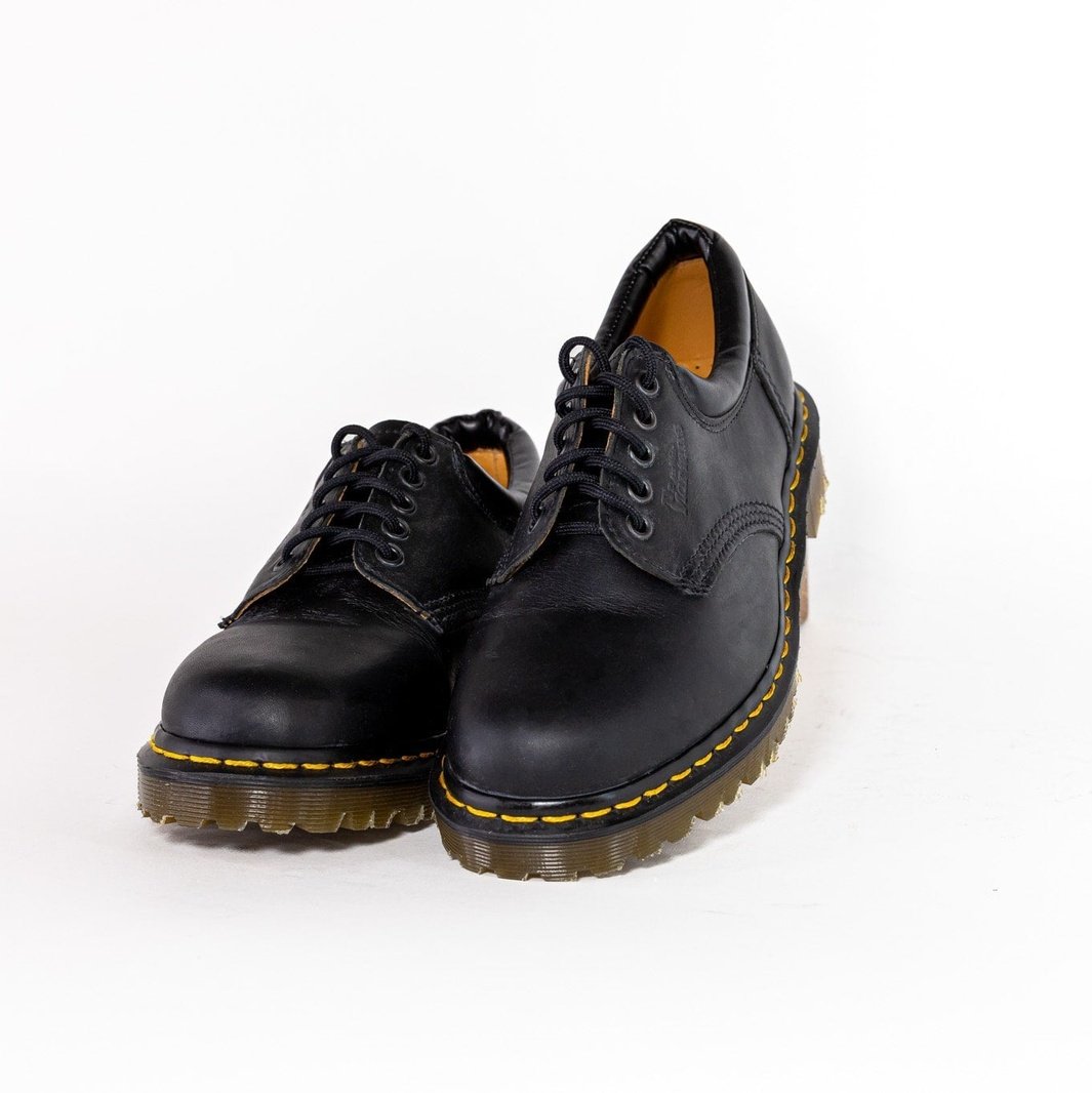 Dr. Martens Men's Shoe 8053 - Clearance