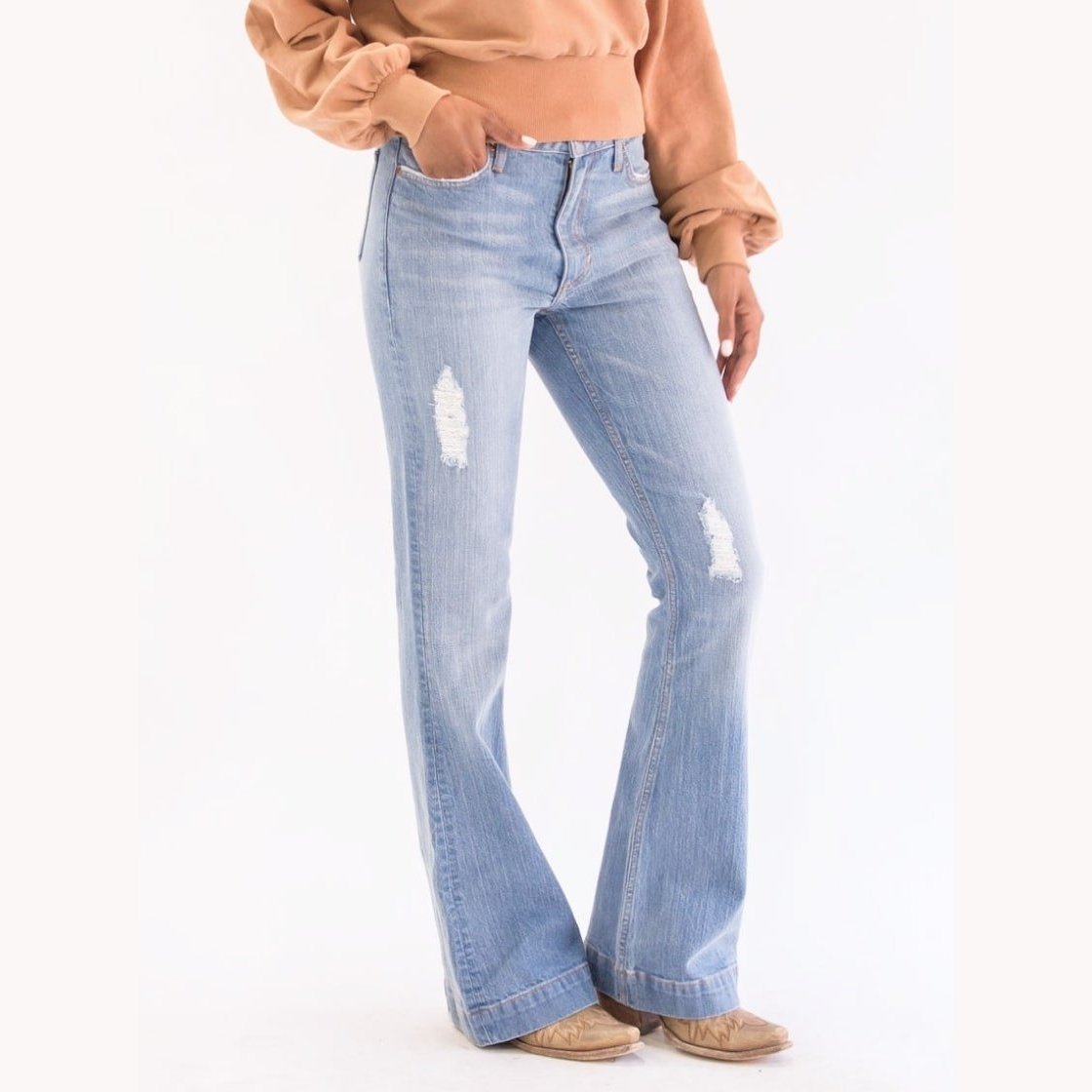 Kimes Ranch Women's Jeans Jennifer Sugar Fade Stretch Wide Flare - Kimes Ranch