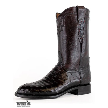 Lucchese 2000 exotic full-quill ostrich roper boot showing close-up of the textured black cherry full-quill ostrich leather foot.