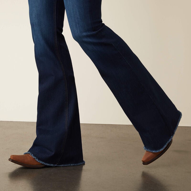 R.E.A.L. Perfect Rise Yrises Flare Jean