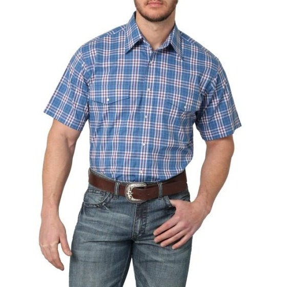 Wrangler Men’s Shirt Short Sleeve Relaxed Fit Wrinkle Resist 112314904 - Wrangler