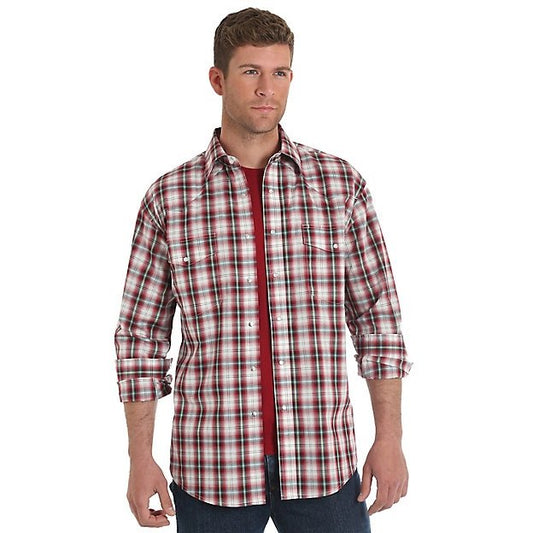 Wrangler Men’s Wrinkle Resist Snap Shirt